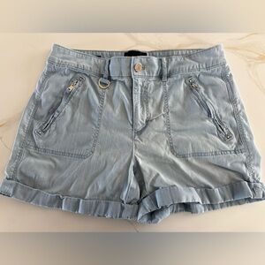 White House Black Market Light Blue Cargo Shorts, Size 6